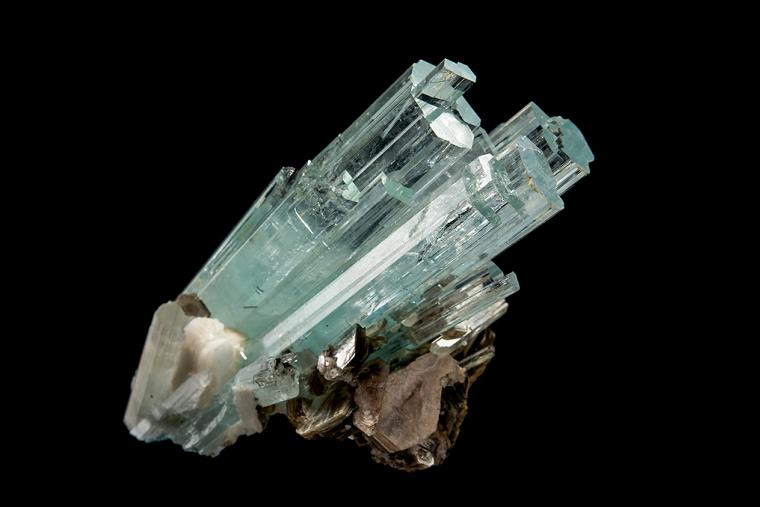 BERYL var. Aquamarine